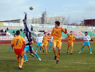 KARAHASAN - 17 Yaş Altı Milli Takımı Romanya İle Oynadığı İkinci Maçı Kaybetti