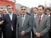 Bakan Günay Hakkari'ye Verdiği Sözü Tuttu
