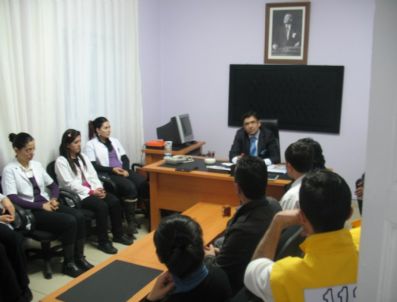 SERKAN ŞEKER - Digor Kaymakamı Serkan Şeker İlçeye Yeni Atanan Öğretmenlerle Toplantı Yaptı