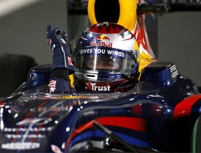 ADRIAN SUTIL - Formula 1 test sürüşlerinde Vettel güne damga vurdu
