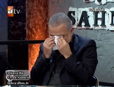 DEMET AKBAĞ - Kenan Işık'ın gözlerini yaşartan video