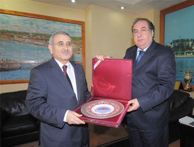 DURMUŞ YıLMAZ - Merkez Bankası Başkanı Yılmaz'dan Başkan Özcan'a Ziyaret