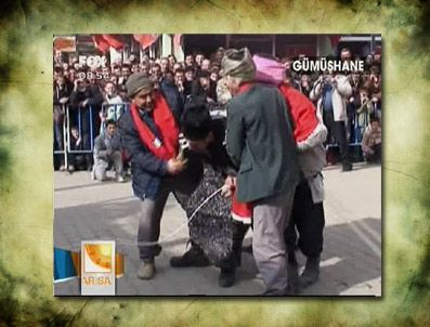 Rus askerine etek giydirdiler