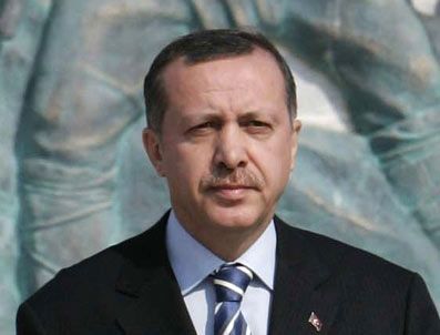 EMEL SAYIN - Erdoğan sanatçılarla buluşacak