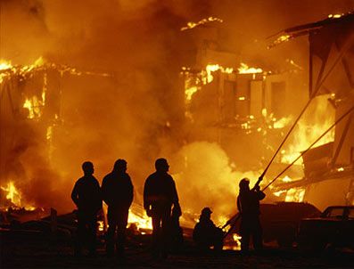 DOLAPDERE - Şişli'de Yangın: 1 Ağır Yaralı
