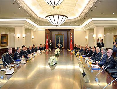 EMRE TANER - Zirvede gündem 'Kırmızı Kitap'