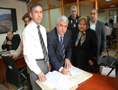 BAYRAM ALI ÖNGEL - 300 Yıllık Konağını Belediyeye Bağışladı