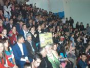 Hakkari'de Halk Oyunları Yarışması