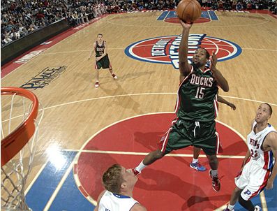 DETROIT PISTONS - Hidayet ve Ersan Takımlarını Galibiyete Taşıdılar