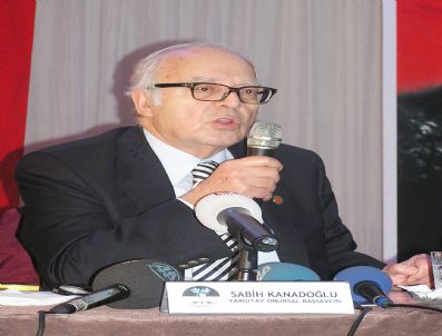 ALİ UZUNIRMAK - Hükümeti Eleştiren Kanadoğlu'na Emekli Asker Protestosu