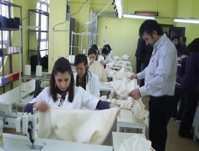 BEYTULLAH ASIL - Mihalıççık'ta Kiraz Tekstil Atölyesi Açıldı