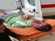 Traktörden Düşen Genç Yaralandı