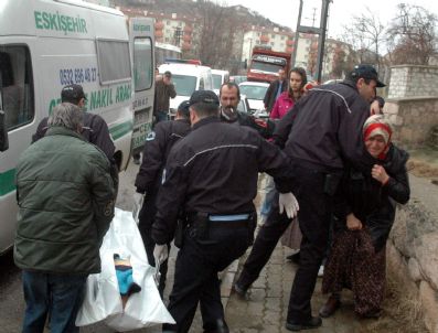 Yangında Ölen 3 Kişinin Cenazeleri Morga Gönderilirken Yakınları Sinir Krizleri Geçirdi
