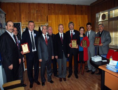SELMAN YURDAER - Fatsa Vergi Rekortmenleri Plaketle Ödüllendirildi