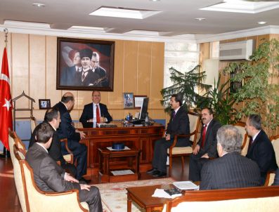 ENVER SALIHOĞLU - Gümüşhane Şoförler Odası Başkanı Dalbatan'dan Vali Salihoğlu'na Ziyaret