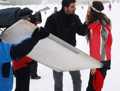 MEHMET AKİF ALAKURT - Adanalı'ya Uludağ'da Büyük İlgi
