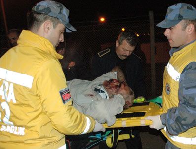 İSTANBUL YOLU - Ankara'da İki Ayrı Trafik Kazası: 1 Ölü, 15 Yaralı