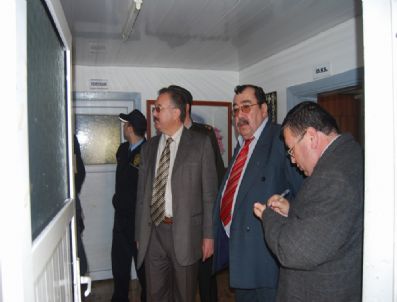 DEDEBAĞı - Balıkesir Vali Yardımcısı Sel Bölgesinde