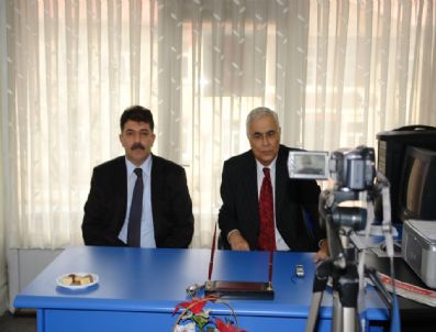 ÜLKÜ GÜNEY - Bayburt'un Sorunları Gazeteciler Cemiyeti'nde Masaya Yatırıldı