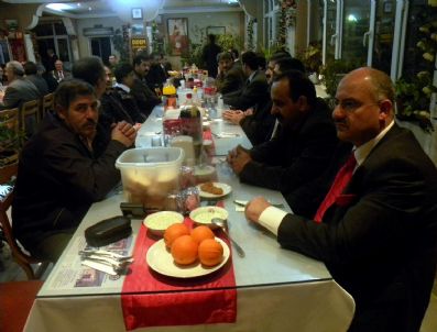 FERHAT KURTOĞLU - Erciş Belediyesi'nden Müftü Geylani'ye Veda Yemeği