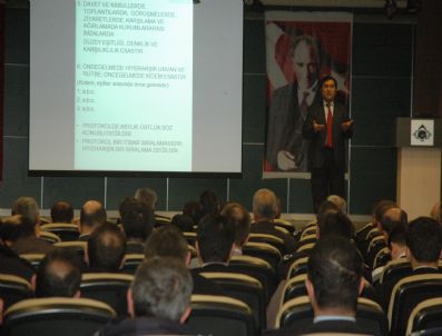 İBRAHIM ÇELIK - Polise Nezaket Ve Protokol Eğitimi