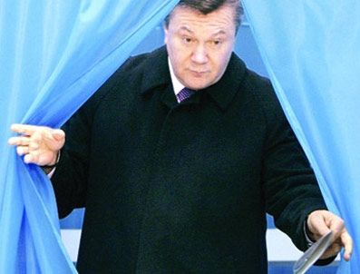 HYATT REGENCY - Ukrayna'nın Yeni Cumhurbaşkanı Yanukoviç Yemin Etti