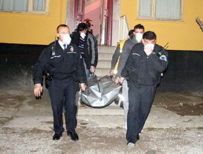 Yalnız Yaşayan Emekli, Soba Zehirlenmesinden Öldü