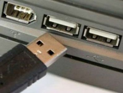 FIREFOX - Bilgisayara USB bellek takarken dikkat
