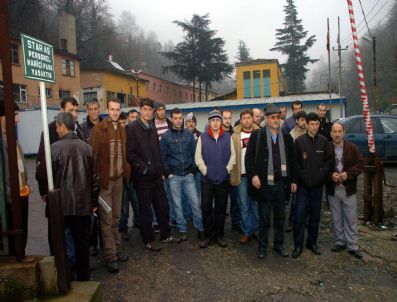 Madenciler İş Bırakma Eylemi Yaptı