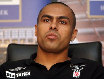 MERT NOBRE - Nobre'nin Oğlu Yoğun Bakımda