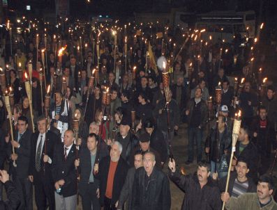 Tekel İşçilerine Meşaleli Eylem Desteği