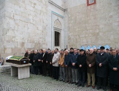 KABRISTAN - Yazar Güler Buğday'ın Acı Günü