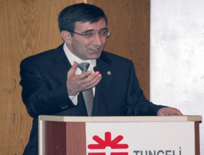 Devlet Bakanı Cevdet Yılmaz Tunceli'de