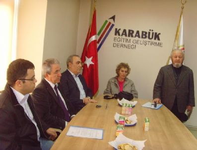 Emekli Bankacıdan Anlamlı Bağış