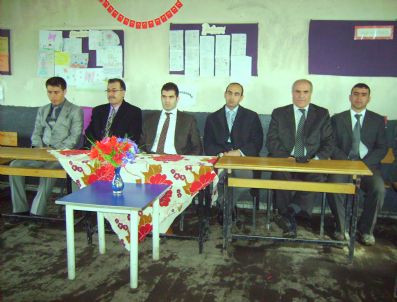 Hamur'da 8 Öğrenci Yetiştirici Sınıf Öğretim Programı'nı Tamamladı