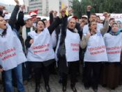 İzmir'de Tekel İşçilerine Destek Eylemi