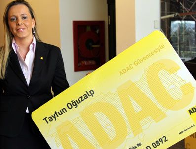 Adac Kart'la Yılda 95 Liraya Sınırsız Yol Yardımı