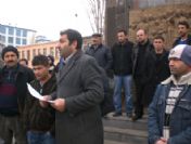 Davul Zurna Eşliğinde Tek Kişilik Eylem