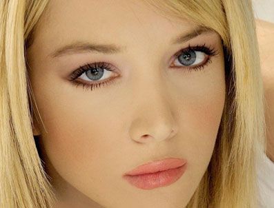 ELIF ECE UZUN - Elif Ece Uzun'a öyle bir soru soruldu ki ...