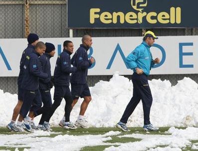 ROLAND KOCH - Fenerbahçe Diyarbakırspor maçı hazırlıklarına başladı