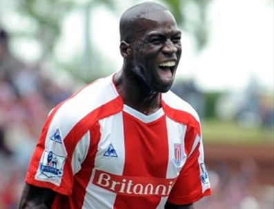 STOKE CITY - Mamady Sidibe Stoke City ile sözleşme yeniledi