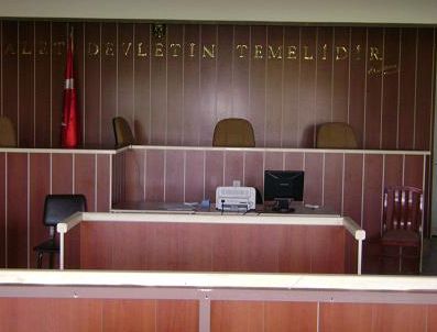 Rekon hakim emekliye ayrıldı