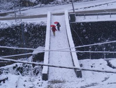 Sakarya'da köy yolları ulaşıma kapandı