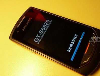 Samsung dur durak bilmiyor