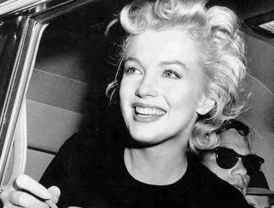 MARİLYN MONROE - Marilyn Monroe'nun fotografları satışa çıkarılıyor