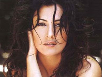 MELTEM CUMBUL - Top modellere taş çıkarttı