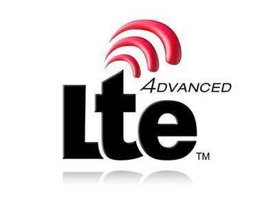 FUJITSU - 4G'li ilk cep geliyor