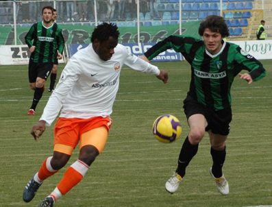 TUĞLU - Adanaspor Kocaelispor ile karşı karşıya geldi