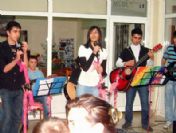 Genç gitarcılara büyük ilgi