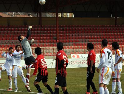 BELEDIYE VANSPOR - Malatyaspor Belediye Vanspor ile karşılaştı